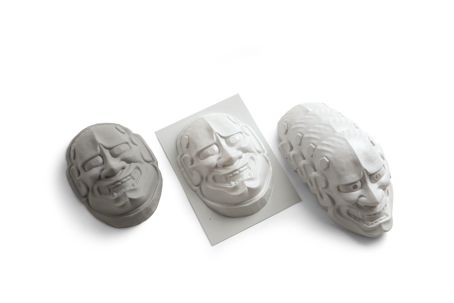 Vaquform - desktop vacuum former with built in vacuum pump Vacquform