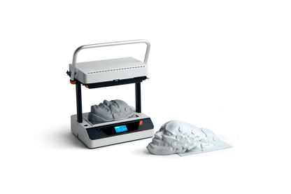 Vaquform - desktop vacuum former with built in vacuum pump
